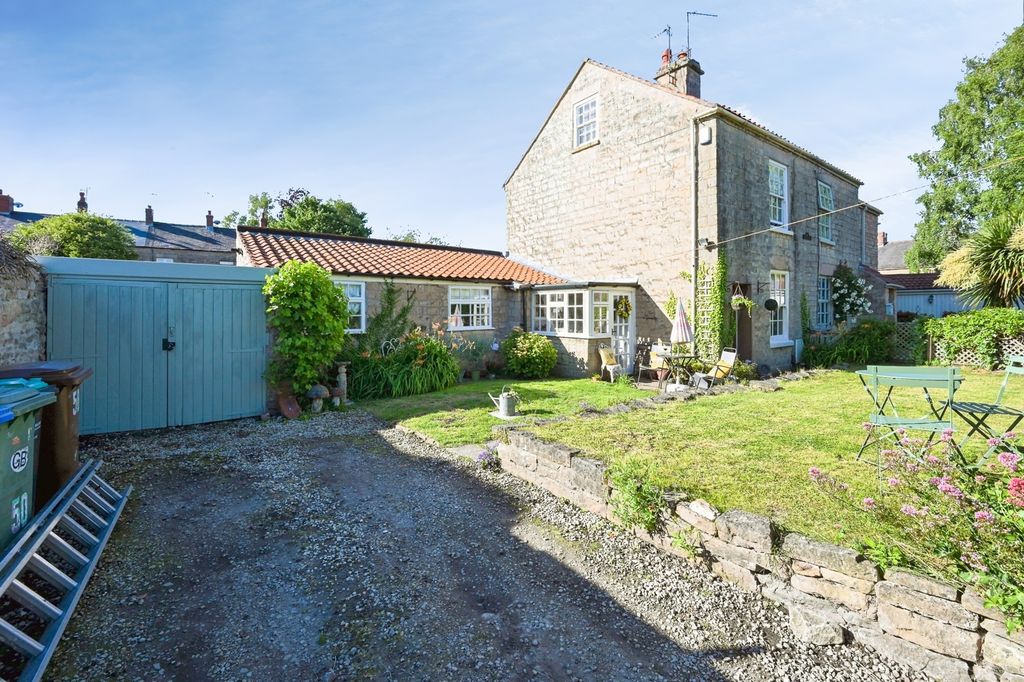 Property photo 2 of 19 Pbox-Img.Jpg