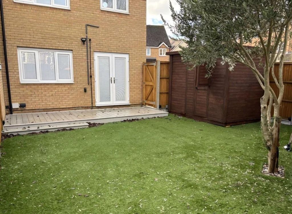 Property photo 2 of 9