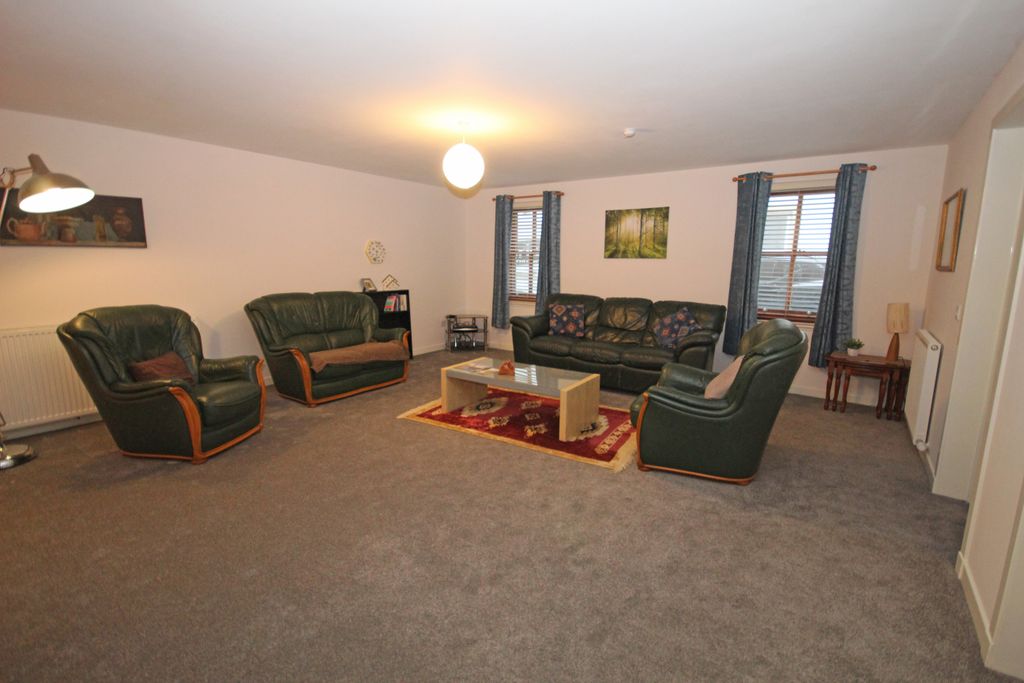 Property photo 3 of 14