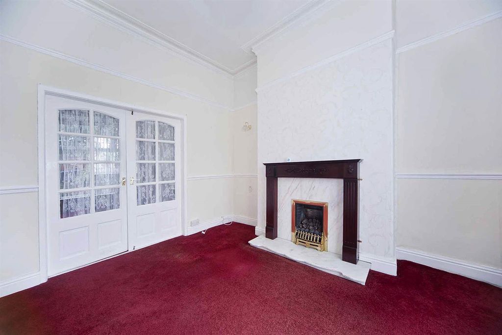 Property photo 3 of 21