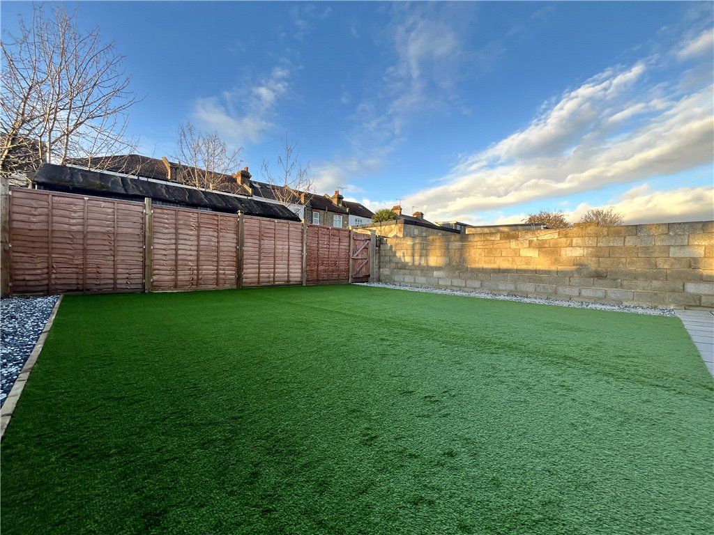 Property photo 3 of 7 Garden