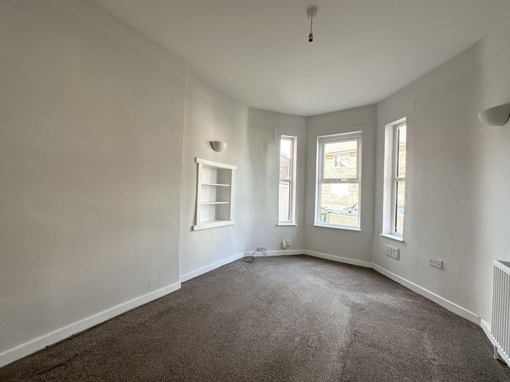 Property photo 2 of 8 Living Room