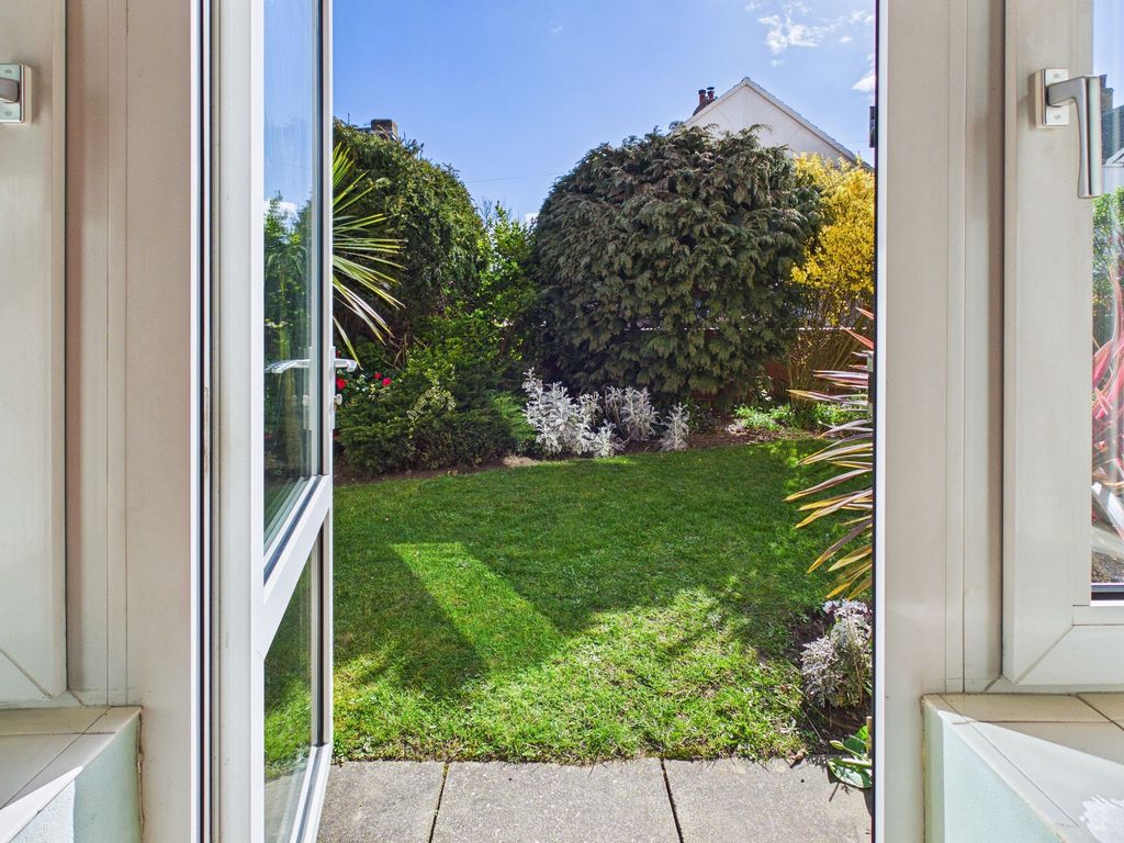 Property photo 3 of 17