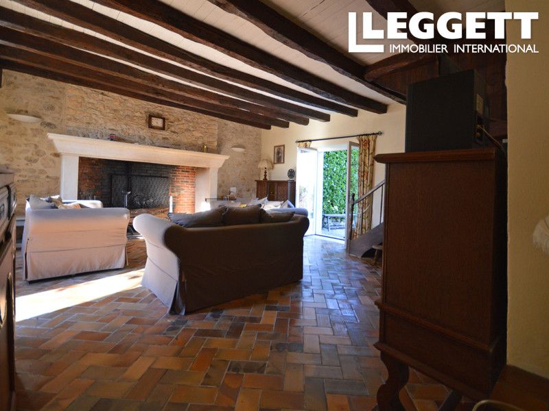 Property photo 3 of 10