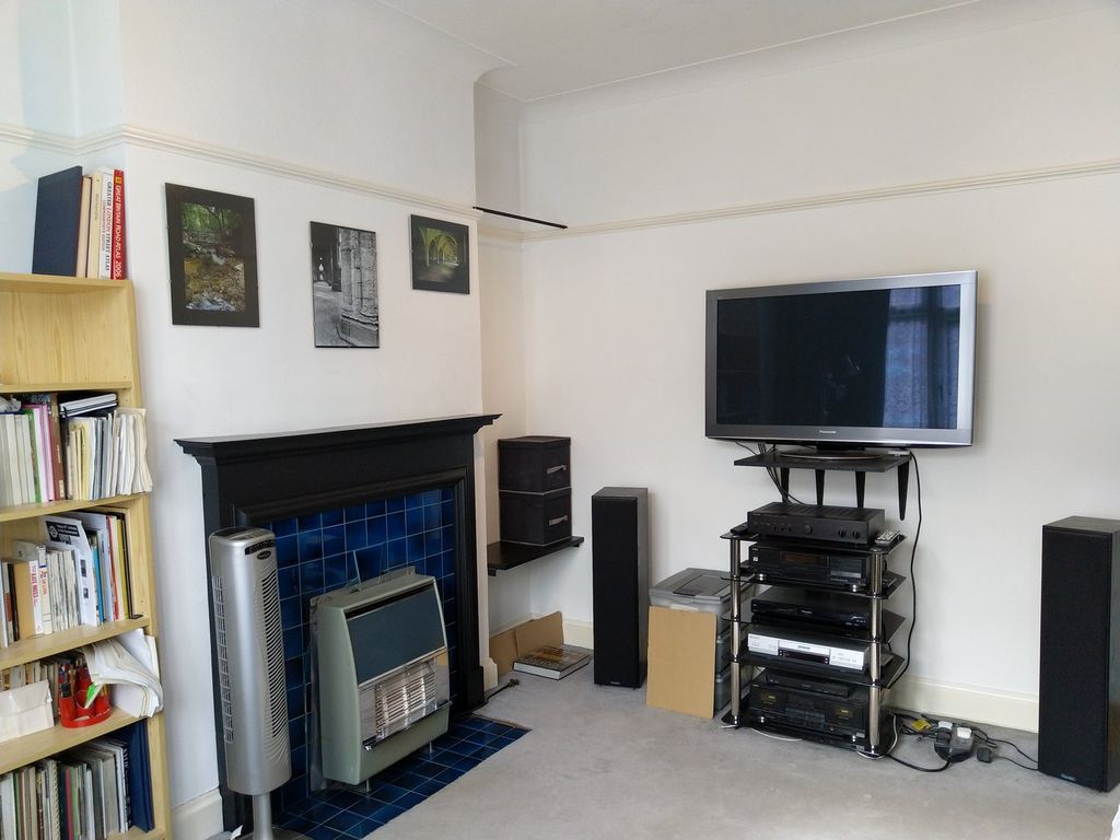 Property photo 2 of 12