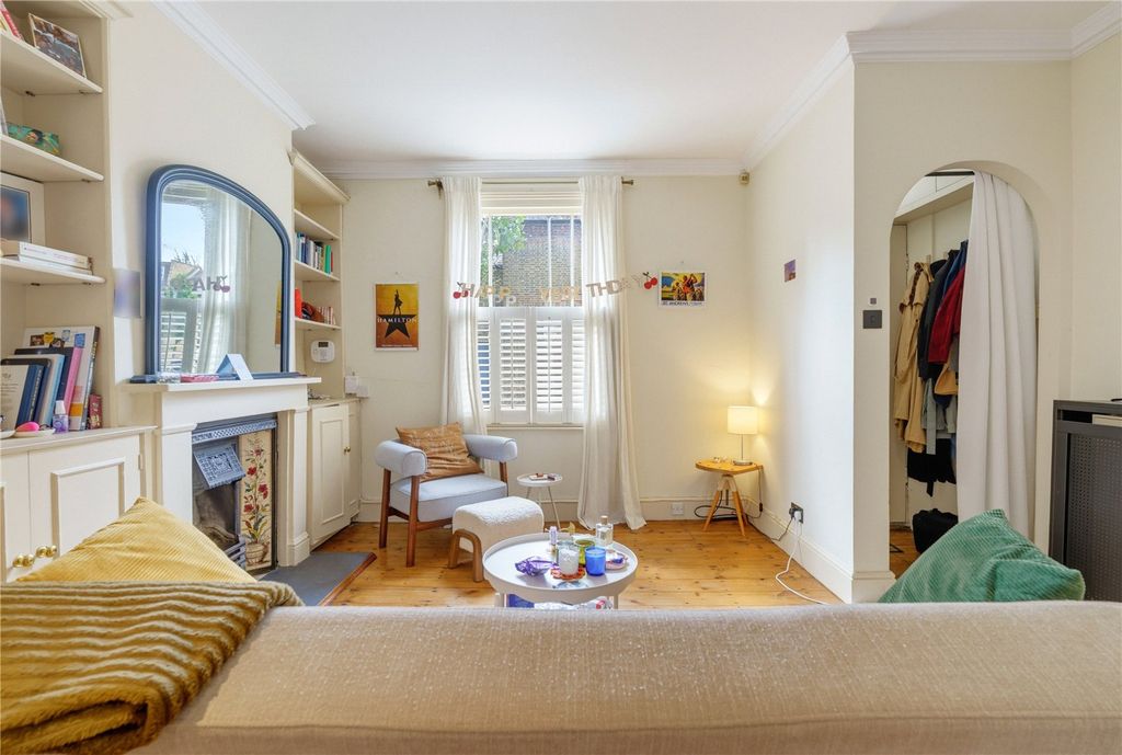 Property photo 3 of 10 Picture No. 06