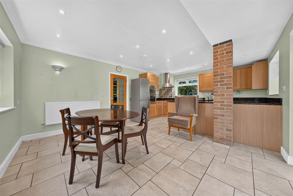 Property photo 3 of 31 3