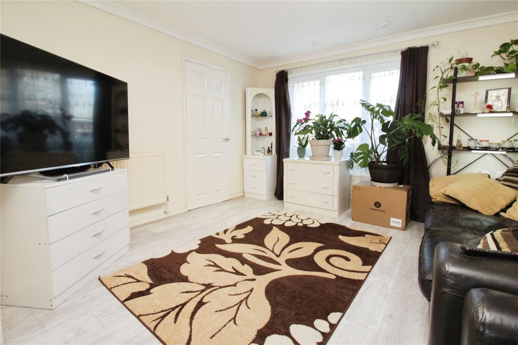 Property photo 2 of 12 Picture No. 07