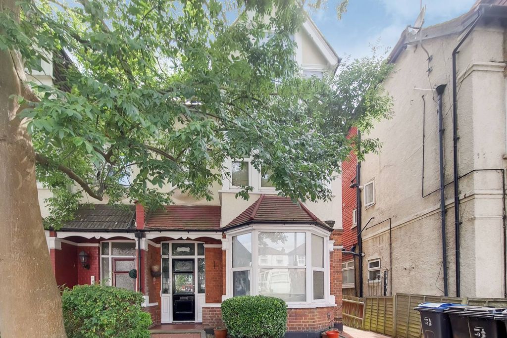 Property photo 1 of 4