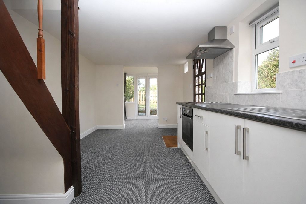 Property photo 3 of 8 Picture No. 08