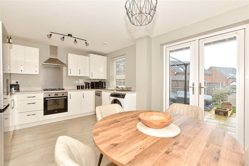 Property photo 3 of 13 Kitchen/Diner