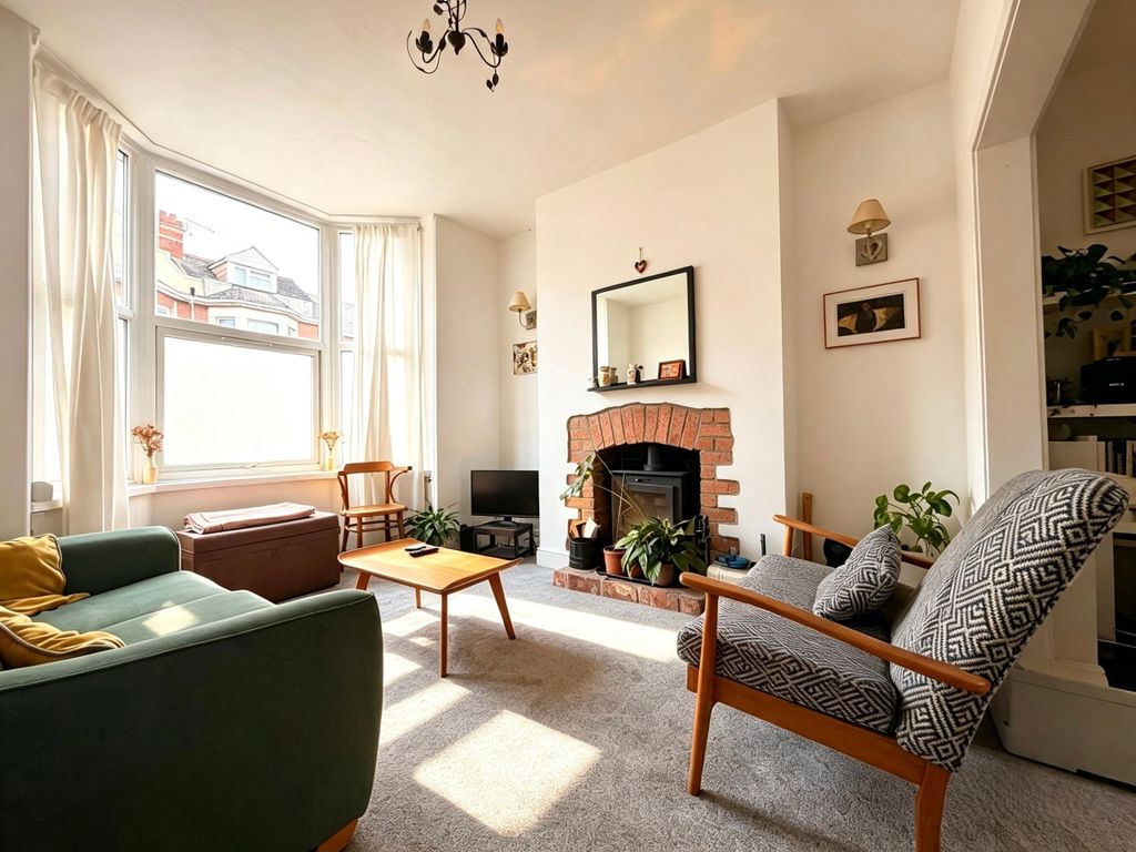 Property photo 3 of 8