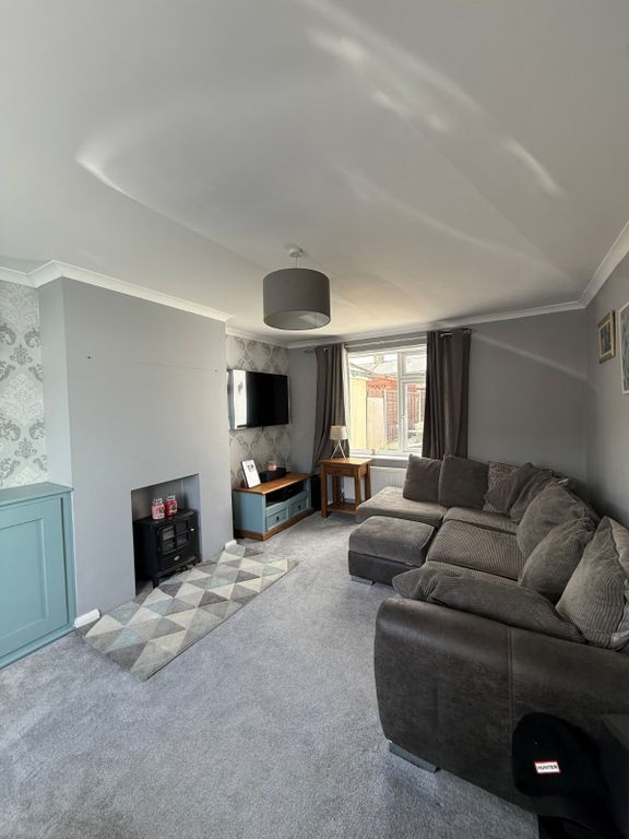 Property photo 3 of 19 Picture 3