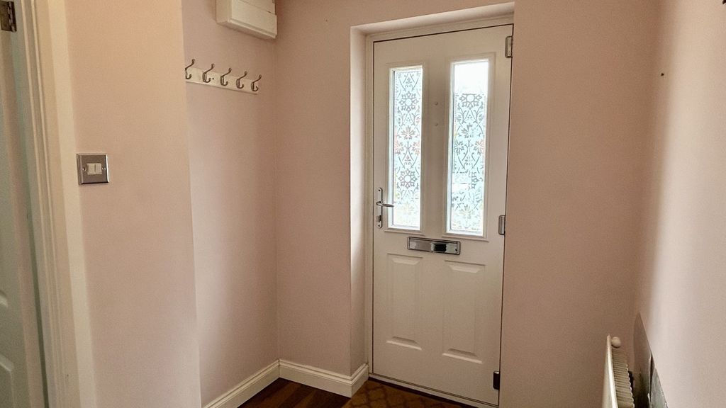 Property photo 3 of 13 Redhuish Coat Storage