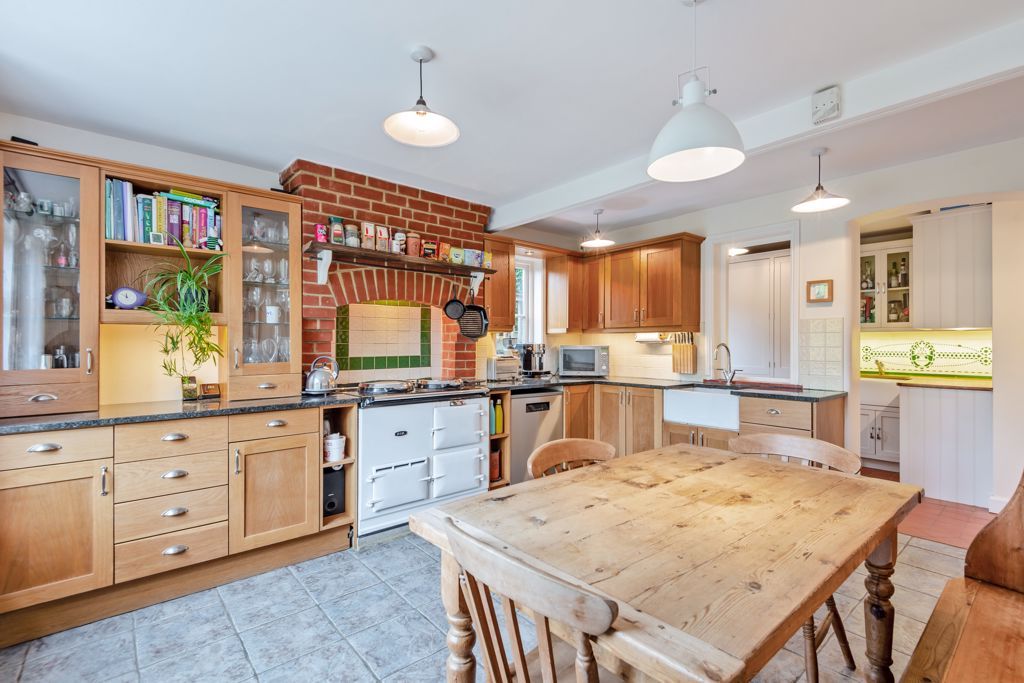 Property photo 2 of 43 Photo 32