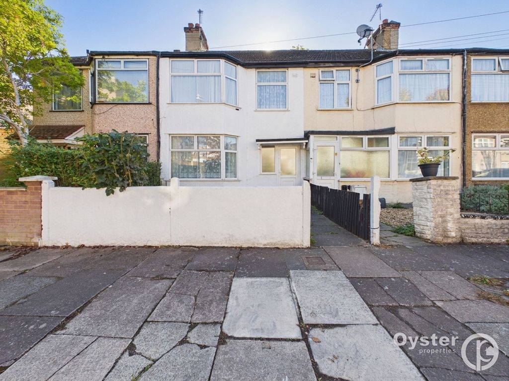 Property photo 1 of 17 Front