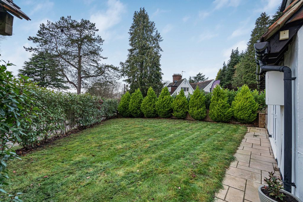 Property photo 3 of 32