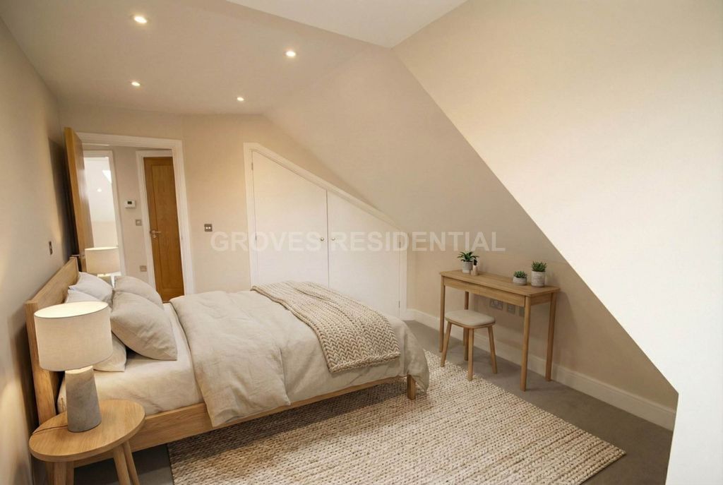 Property photo 3 of 6