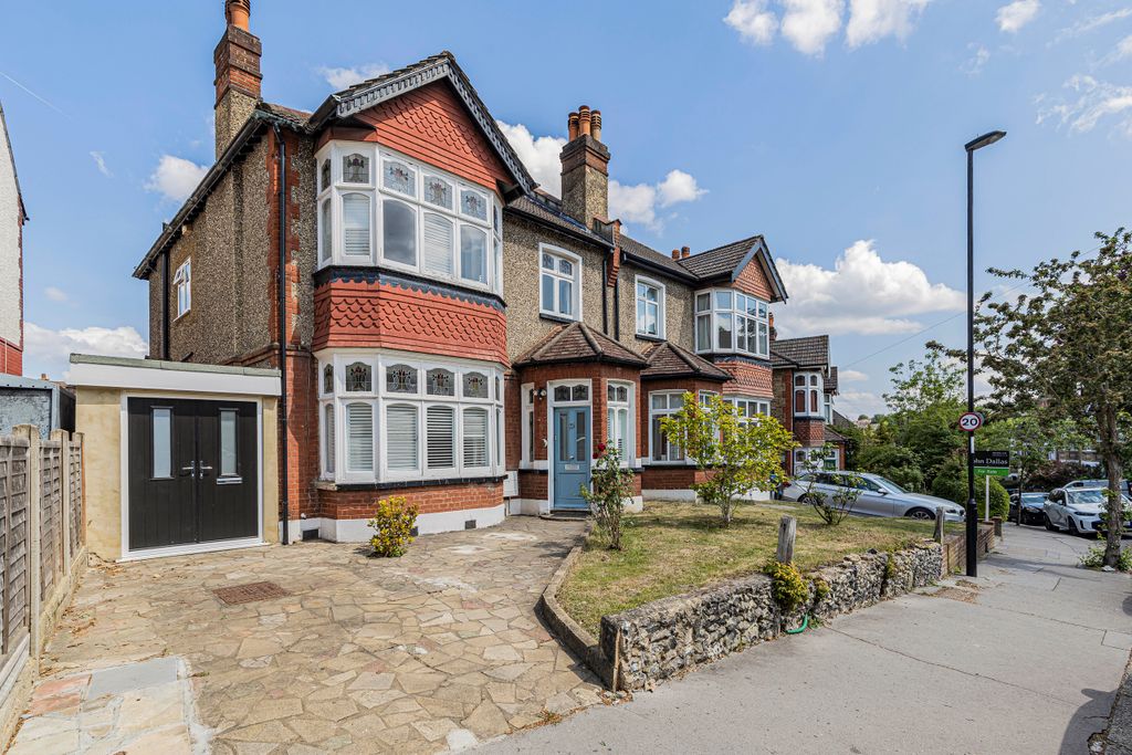 Property photo 1 of 18 025A3750