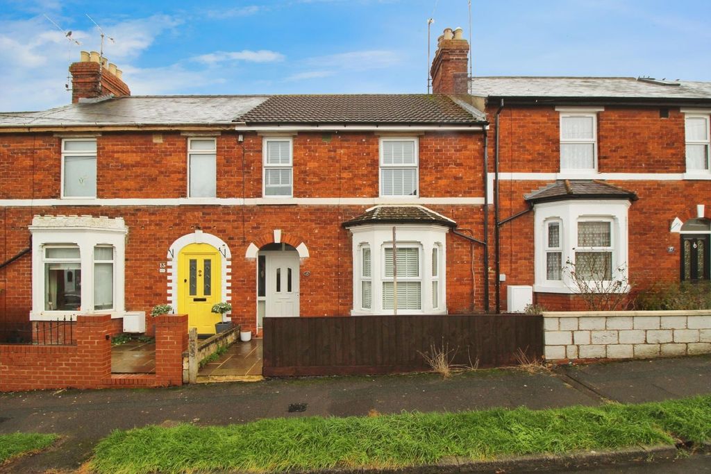 Property photo 1 of 12