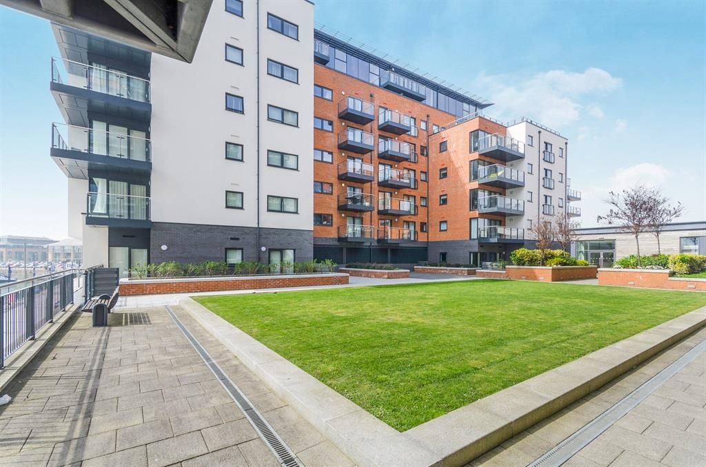 Property photo 2 of 10 Exterior