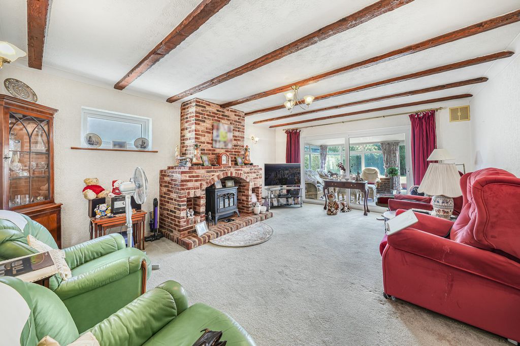 Property photo 3 of 34