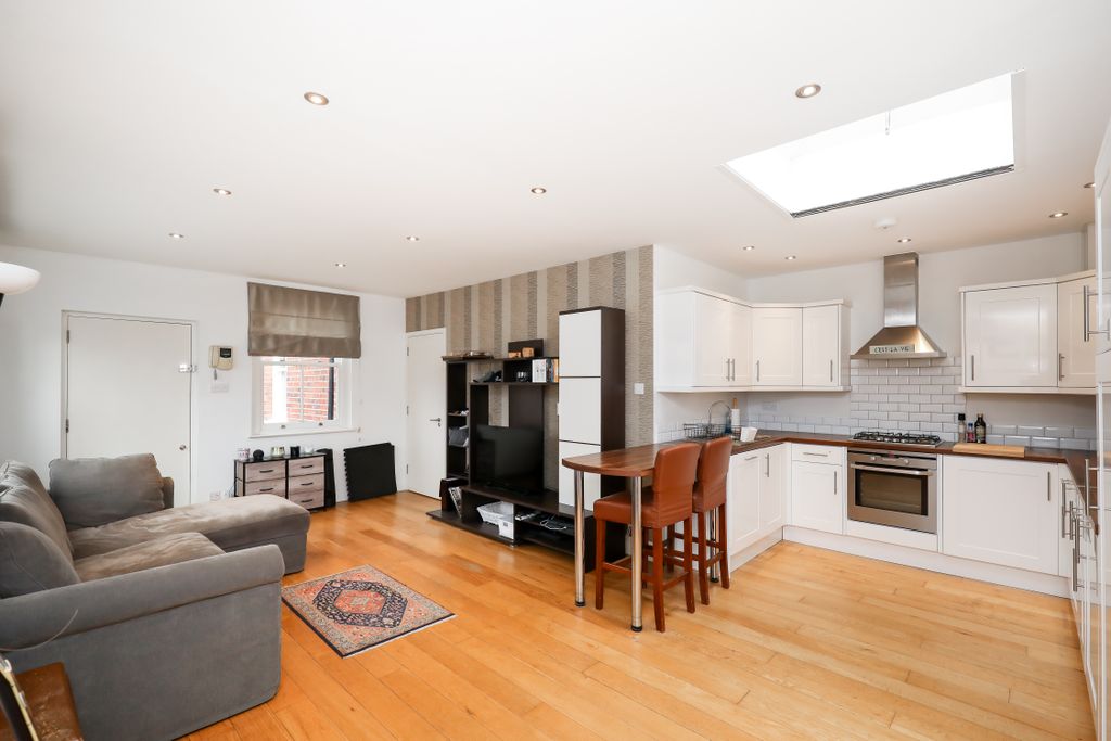 Property photo 2 of 11 5A1A9731