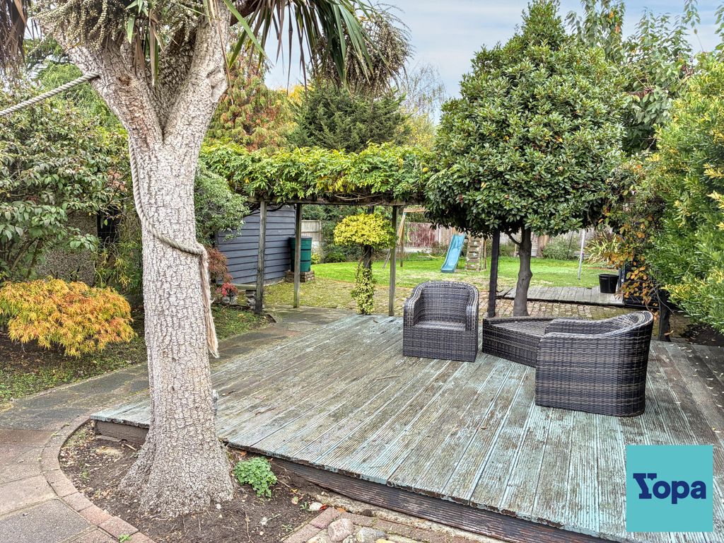 Property photo 2 of 22 Rear Garden