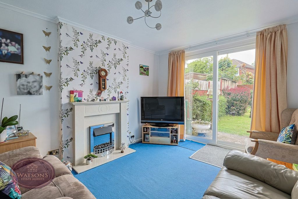 Property photo 2 of 21