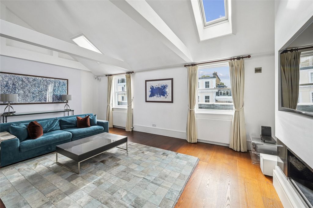 Property photo 2 of 12 Picture No. 21