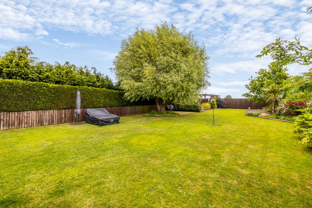 Property photo 2 of 30 22 Stockwell Gate (Whaplode)-17