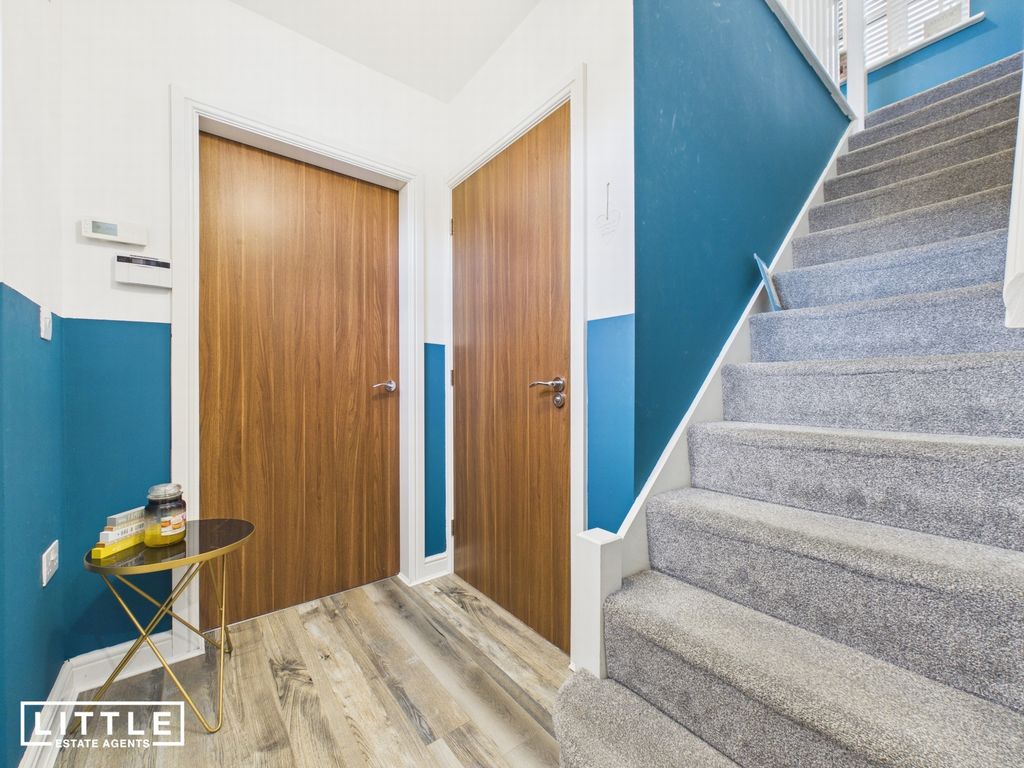 Property photo 2 of 20 Photo 15