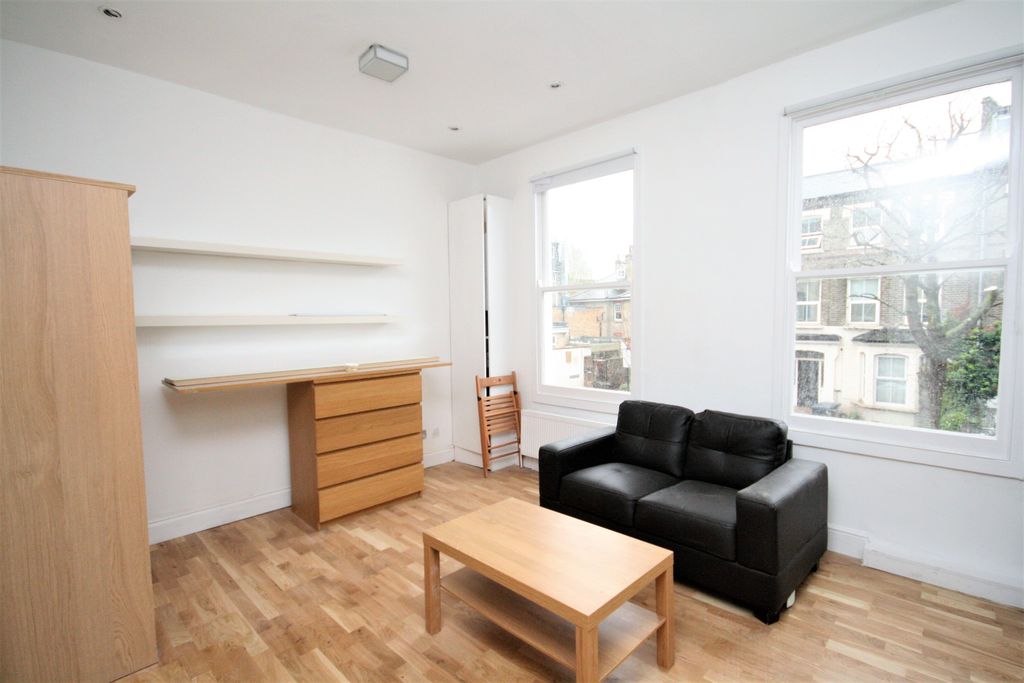 Property photo 2 of 6