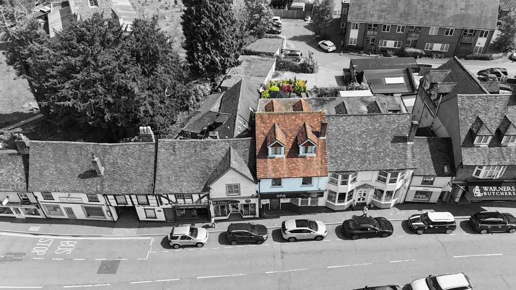 Property photo 2 of 22