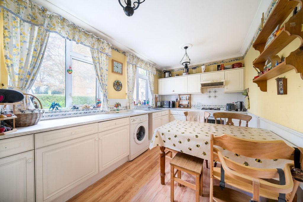 Property photo 3 of 20 Picture No. 07