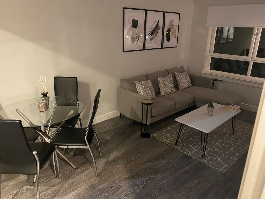 Property photo 3 of 11 Photo 3