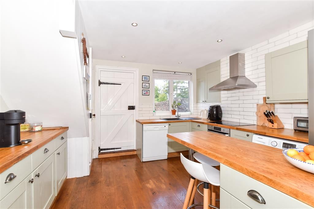 Property photo 2 of 15 Kitchen/ Breakfast Room