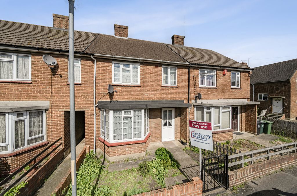 Property photo 1 of 21 Front Aspect