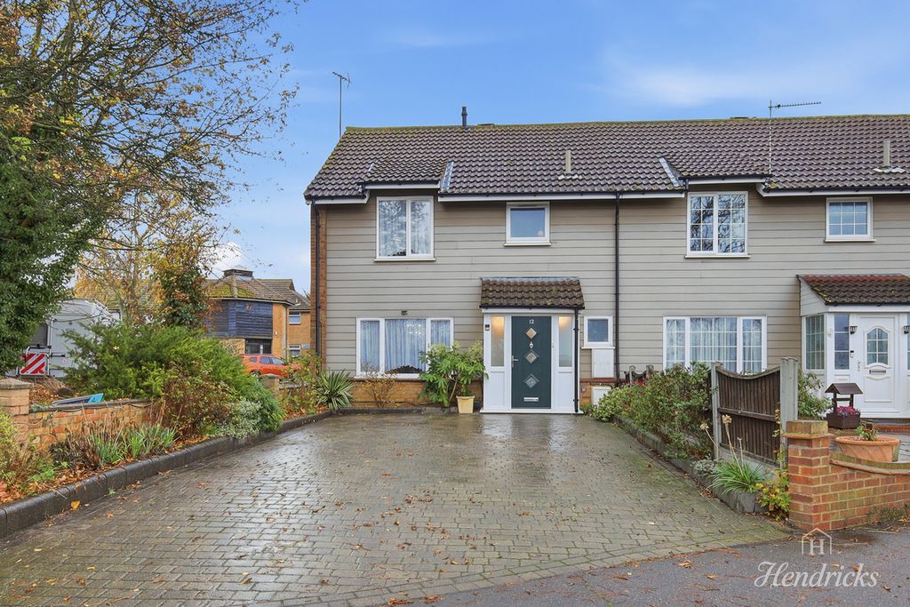 Property photo 1 of 25