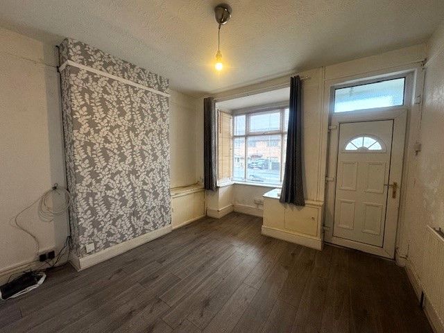 Property photo 2 of 9 Living Room