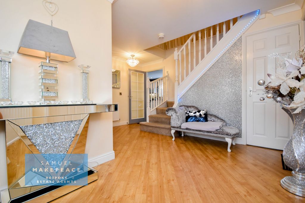 Property photo 3 of 54 Gallery