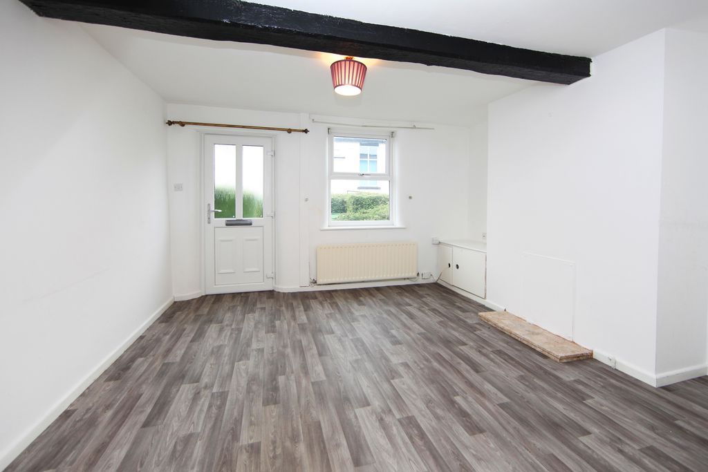 Property photo 2 of 12 Photo 2