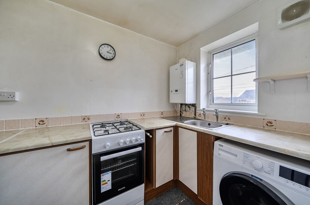 Property photo 3 of 21 1418541-6-69987Dd...