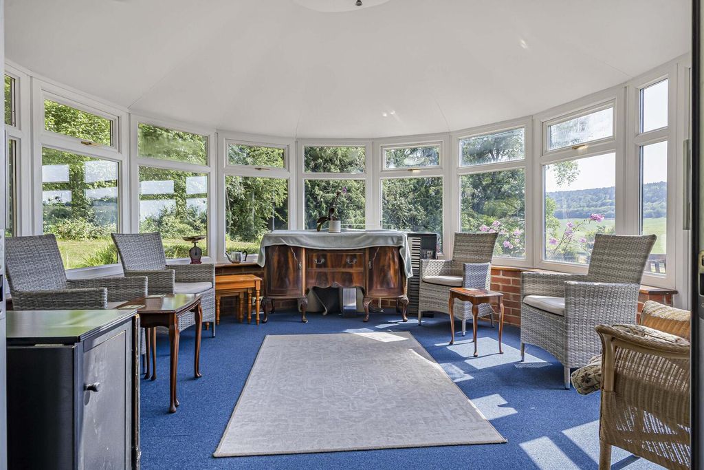 Property photo 2 of 42 Conservatory