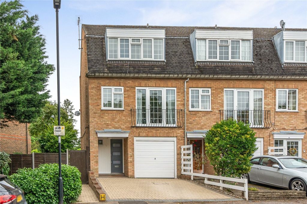Property photo 1 of 28 Picture No. 25