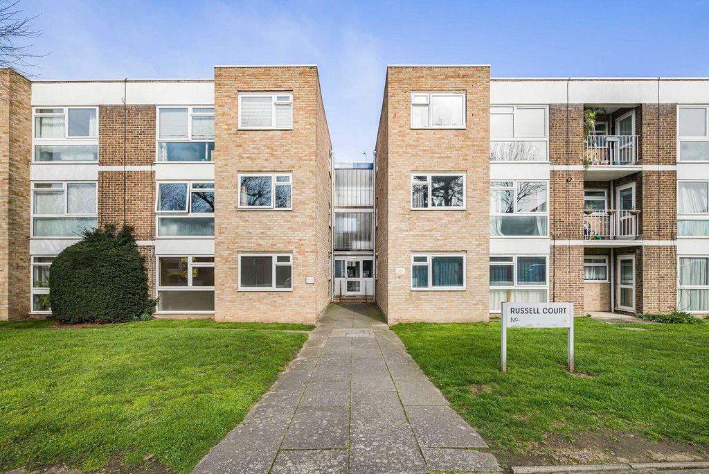 Property photo 1 of 6 Front (Exterior)