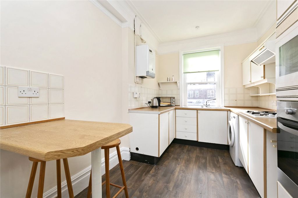 Property photo 2 of 5 Picture No. 06