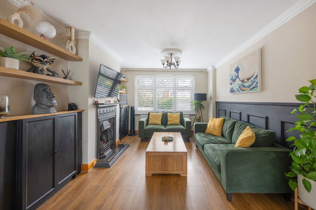 Property photo 2 of 22