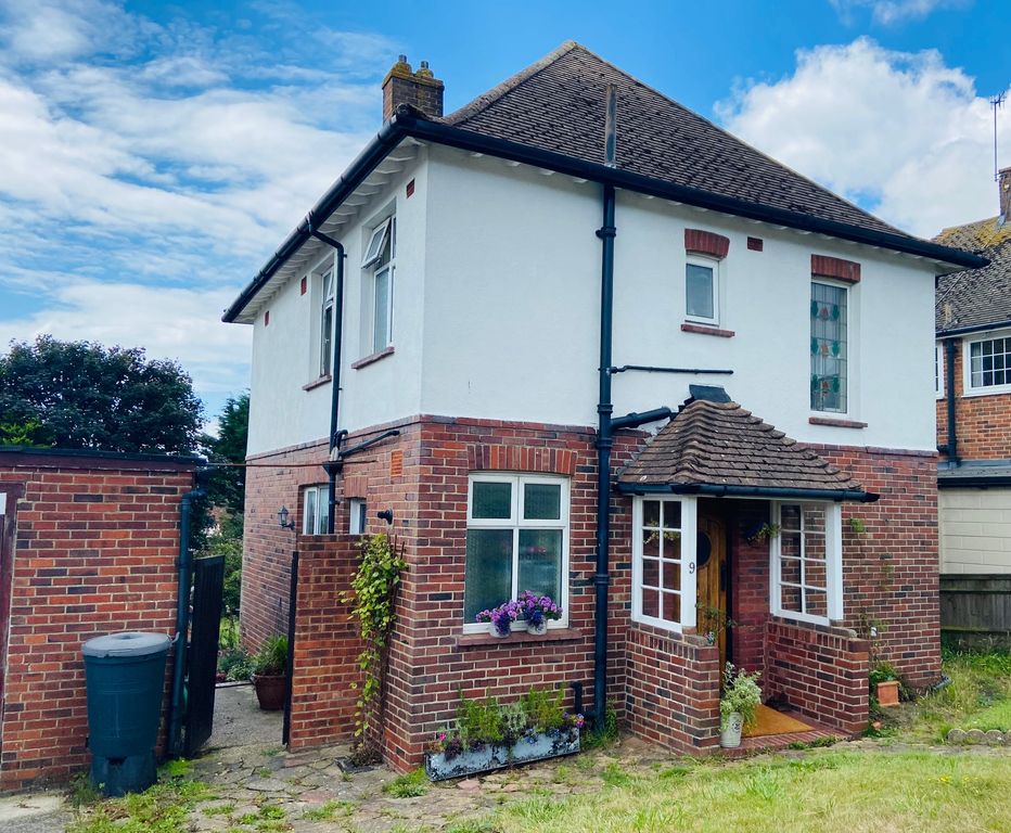 Property photo 1 of 17