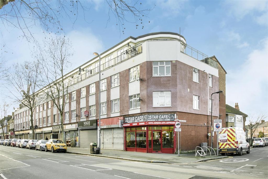 Property photo 1 of 9 Leyton10.Jpg